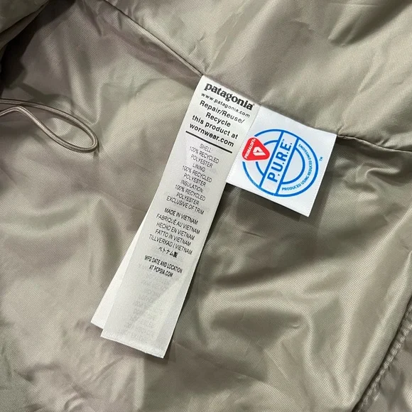 NWOT Patagonia Women's Nano Puff Insulated Jacket size M in Seabird Grey - Picture 9 of 10